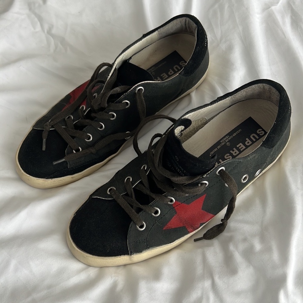 Golden goose shoes black suede with red star size 40 women’s 9.5/10